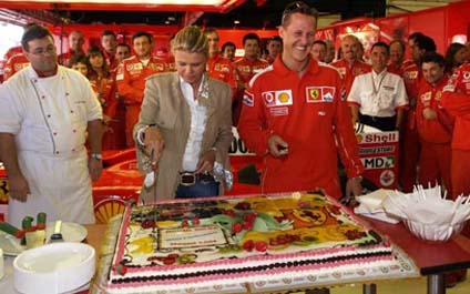 Ferrari celebra el cumpleaños 50 de Schumacher