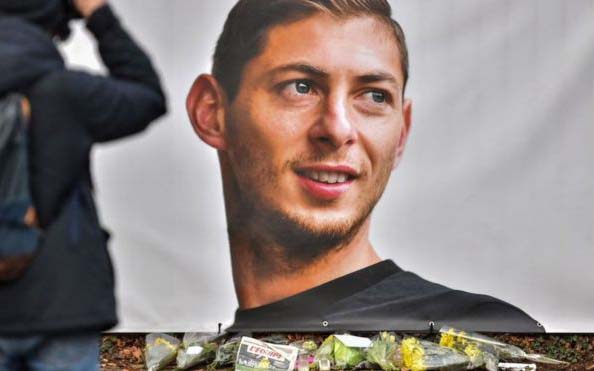 Familia de Emiliano Sala recauda fondos para su búsqueda