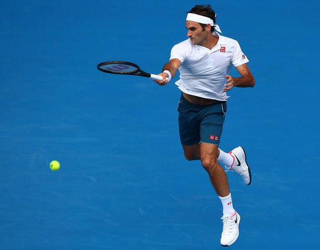 Federer avanza a octavos en Melbourne 