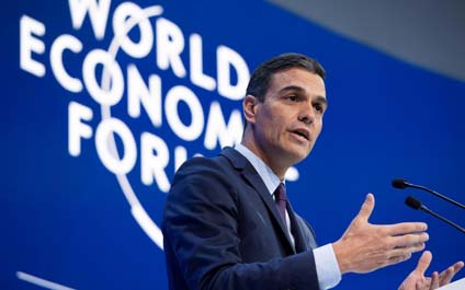 Sánchez habla con Guaidó y le dice que haga una elección
