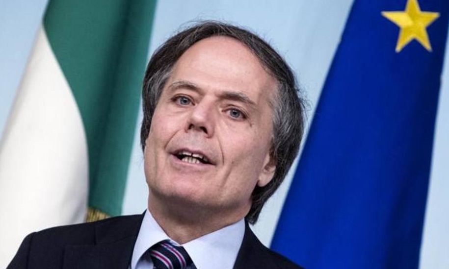 Italia pide evitar confrontaciones en Venezuela