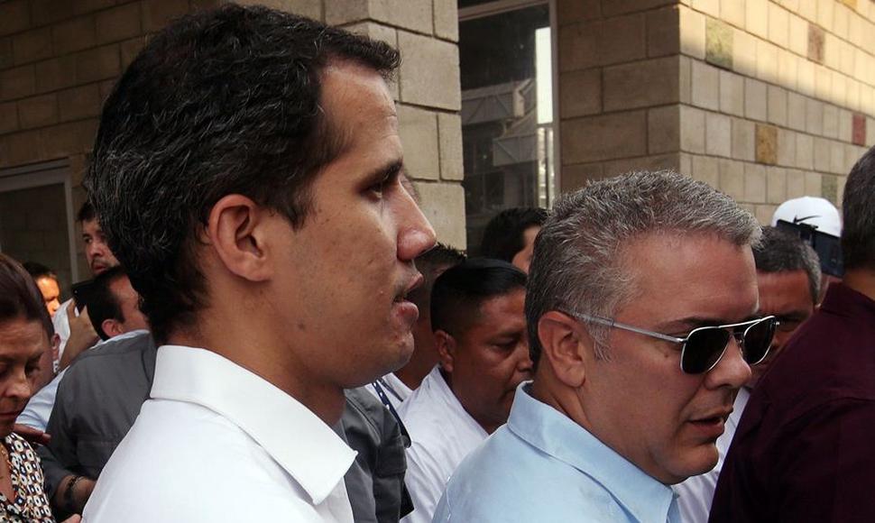 Duque y Guaidó visitan bodega en donde se almacenan ayudas