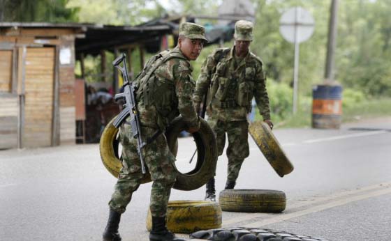 Operación contra guerrillero deja 14 muertos en Colombia