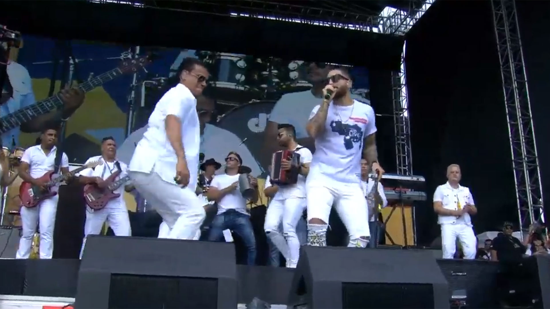 Silvestre Dangond y Maluma brillan en el Venezuela Aid Live