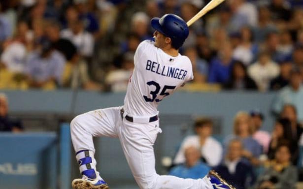 Bellinger llega a 13 jonrones en la temporada