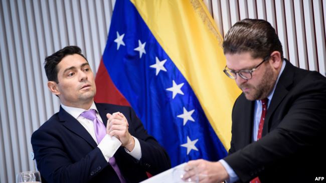 EEUU: Es una violación la presencia chavista en embajada