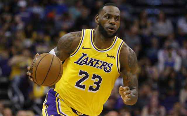 LeBron y los Lakers, campeones en ventas de camisetas