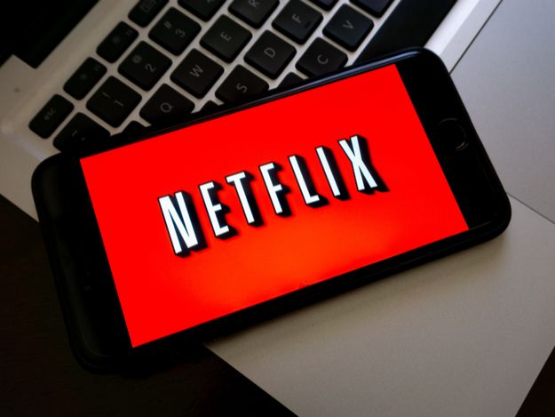 Justicia advierte a Hollywood sobre excluir a Netflix en los Oscar