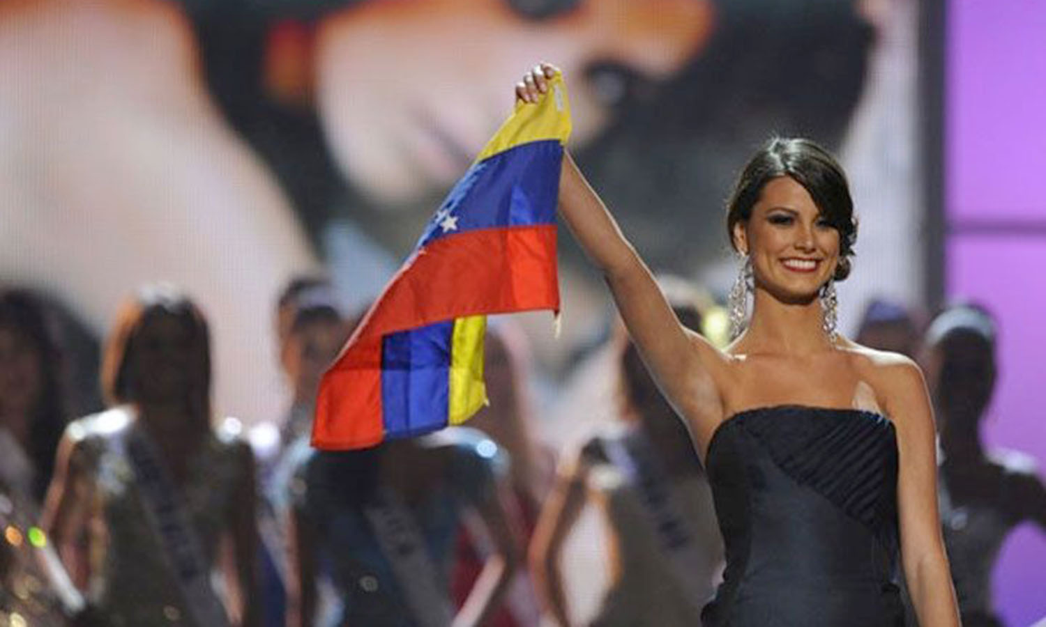 “Es momento de unirnos todos los venezolanos y ayudar”