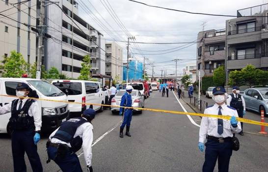 Ataque con arma blanca en Japón deja dos muertos y 17 heridos