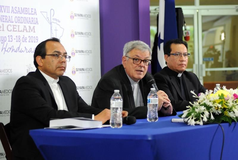 Celam dice en Honduras que abraza "el dolor" de Venezuela