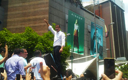 Guaidó llama a paros escalonados