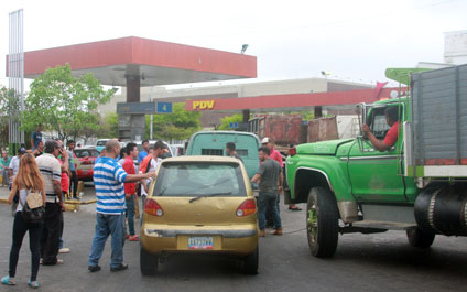 Restringen la venta de gasolina en Maracaibo