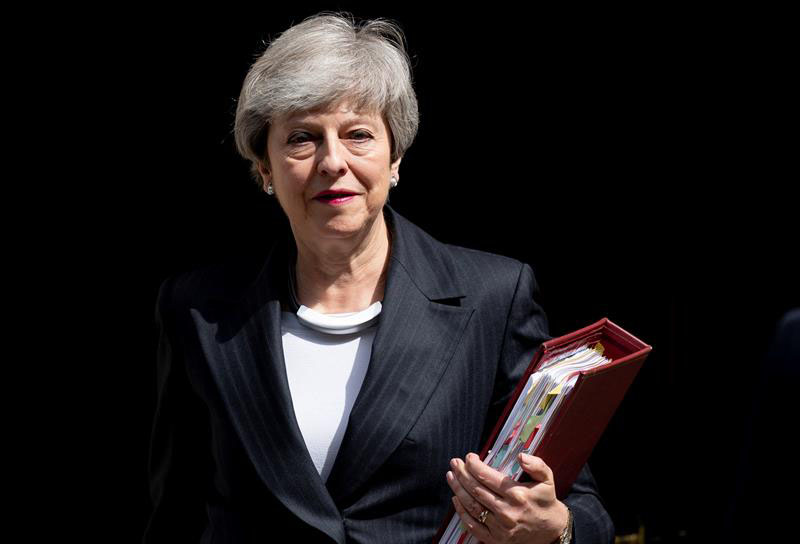 May publica el viernes el proyecto de ley sobre el "brexit"
