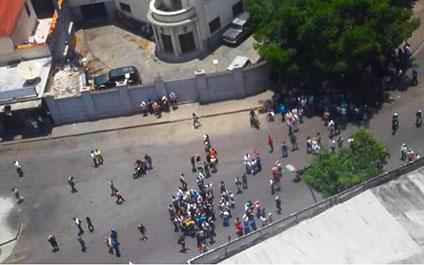 Denuncian represión en El Paraíso 