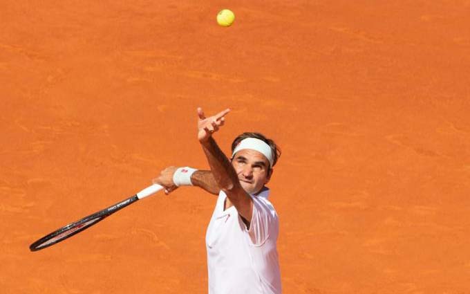Federer llega a las 1.200 victorias