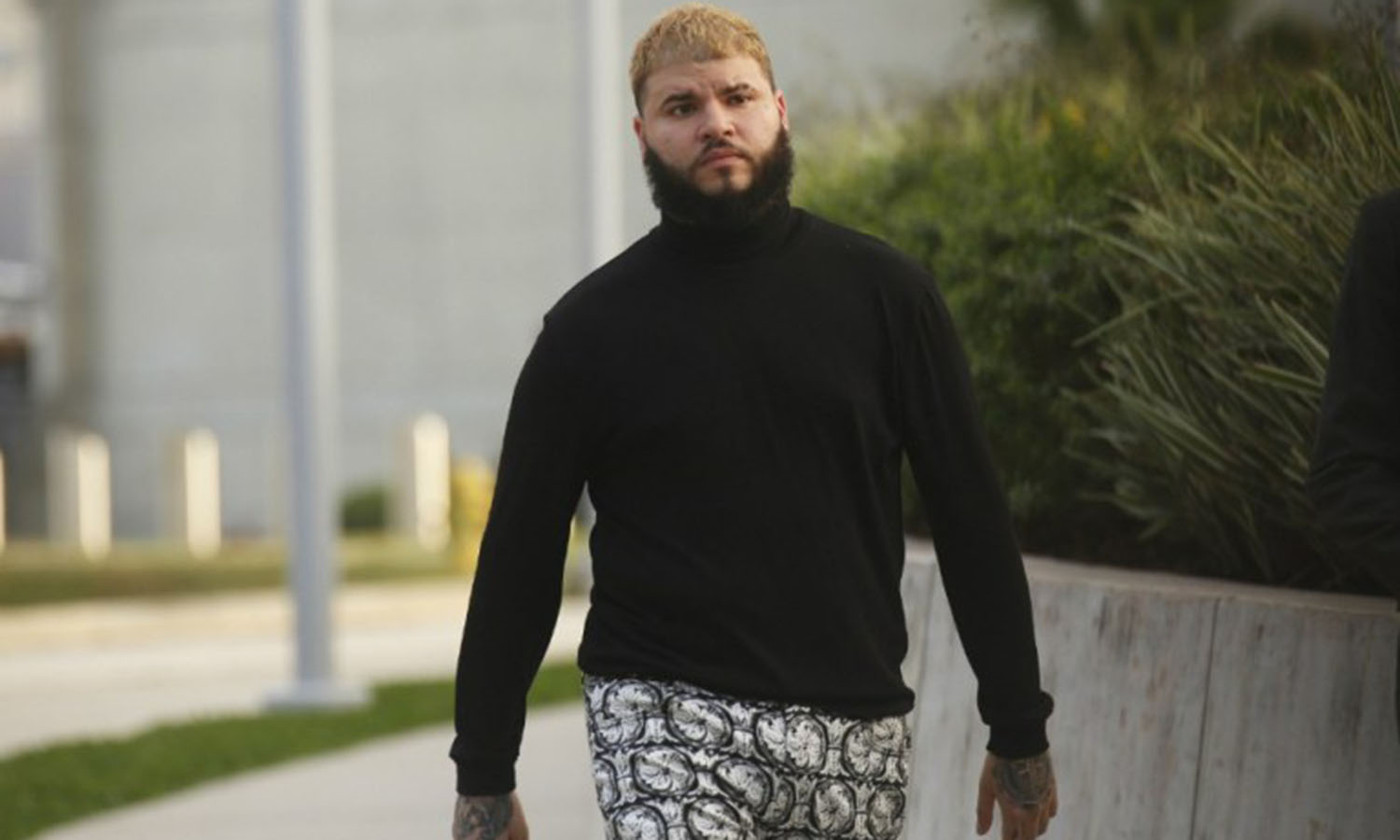 Farruko promociona nuevo álbum en medio de juicio