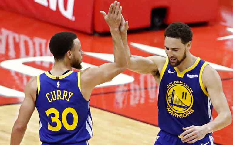 Golden State avanza a finales de Conferencia