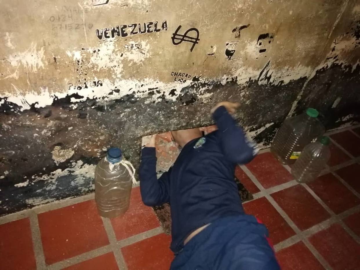 Se fugan seis presos de un calabozo de Polichacao