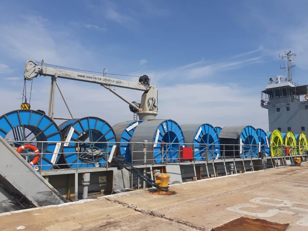 Prieto anuncia que llegó nuevo cable sublacustre para el Puente