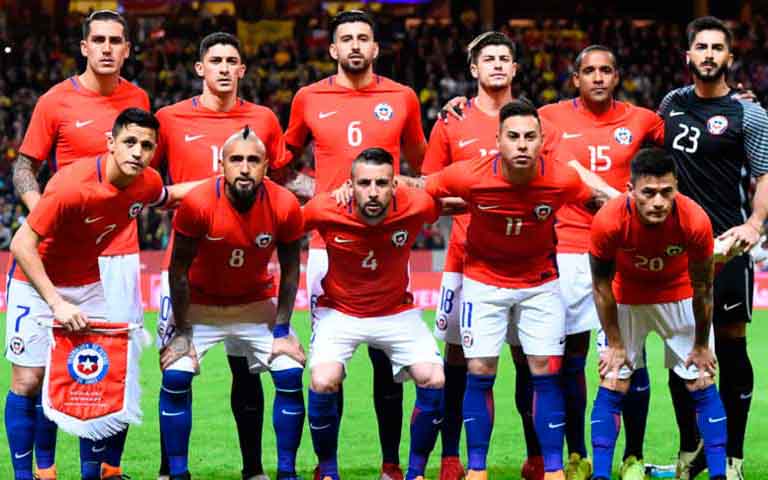 Chile entrena con sus 23 convocados para Copa América