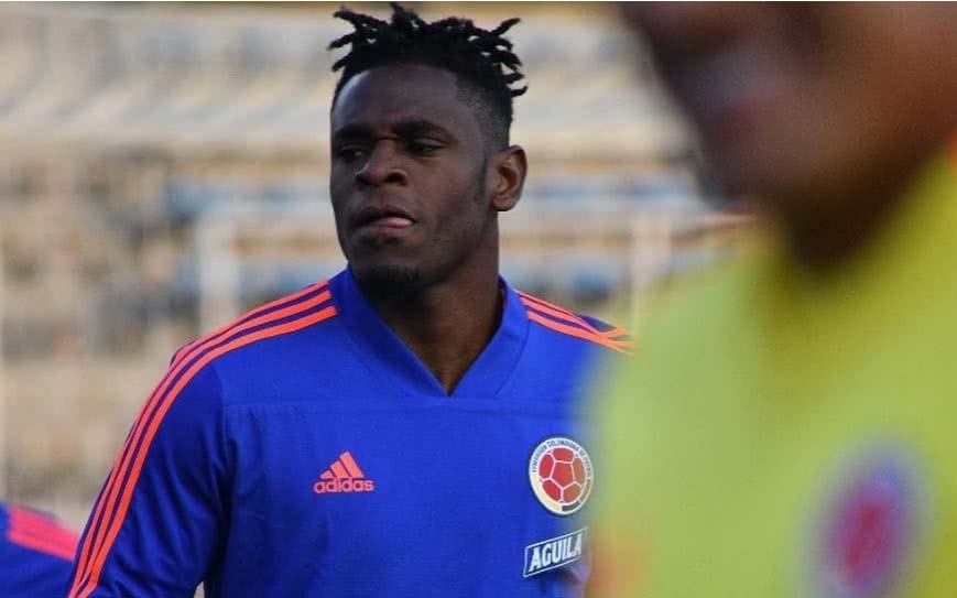 Zapata se une al club de Philippe Coutinho y Eduardo Vargas