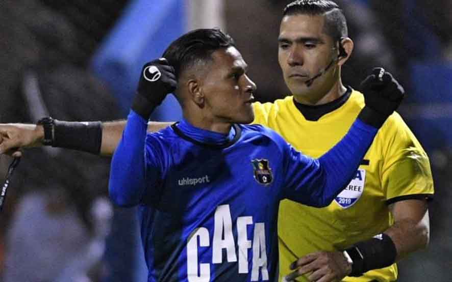 Zulia remonta al Caracas y se mete en semifinales del FutVe