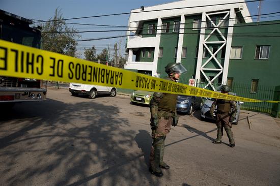 Cinco heridos por explosión de bomba en cuartel de Chile