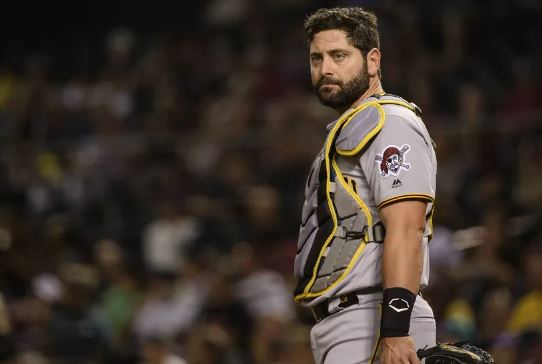 Cervelli no continuará como receptor en la MLB 