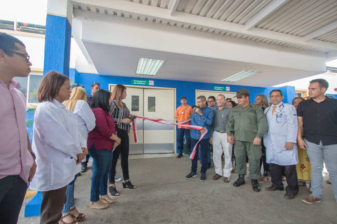Reinauguran emergencia del Hospital Adolfo Pons