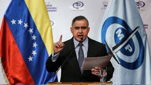 Fiscal denuncia “persecución” y xenofobia contra venezolanos