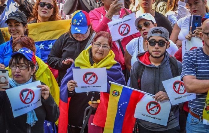 Venezolanos en Italia denuncian agresión del cónsul en Milán