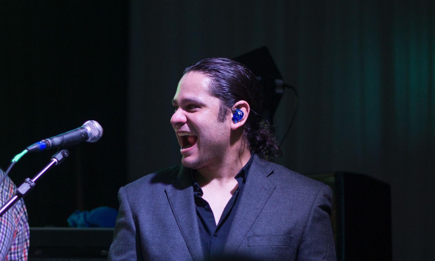 Johann Morales rompe récords y cultiva éxitos en la música