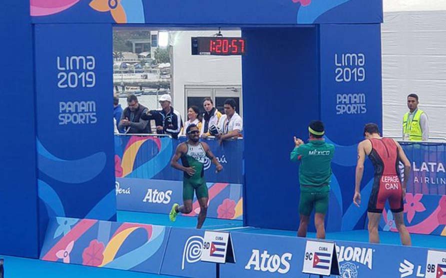 Brasil, Canadá y México estrenan medallas en triatlón mixto