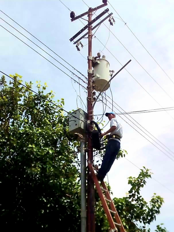 Gobernación rehabilita tendido de fibra óptica en Miranda