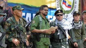 Las armas vuelven a la política en Colombia