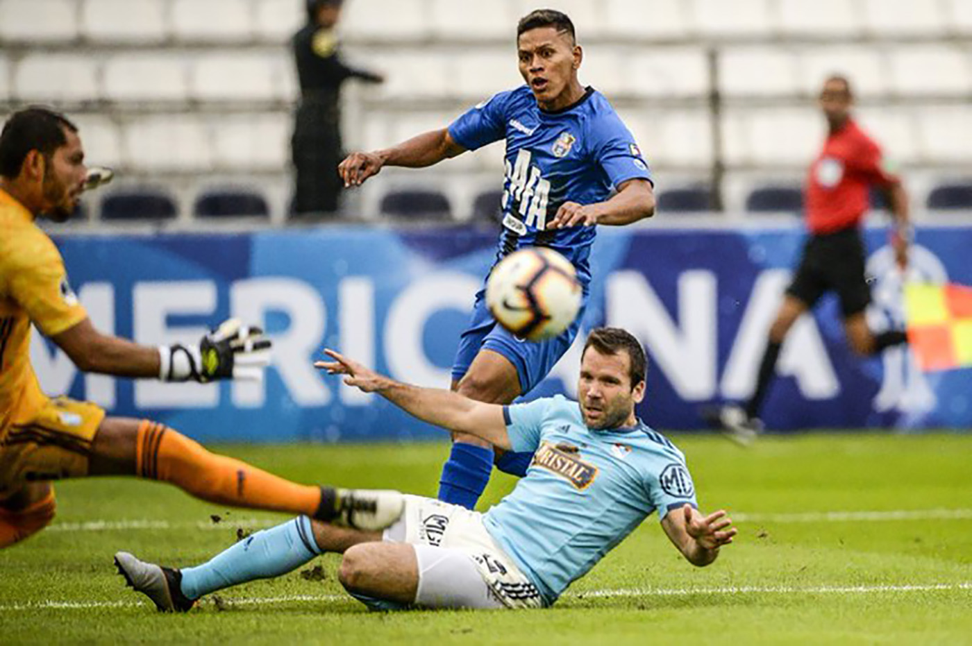 Brayan Moya: de negriazul a la “H”