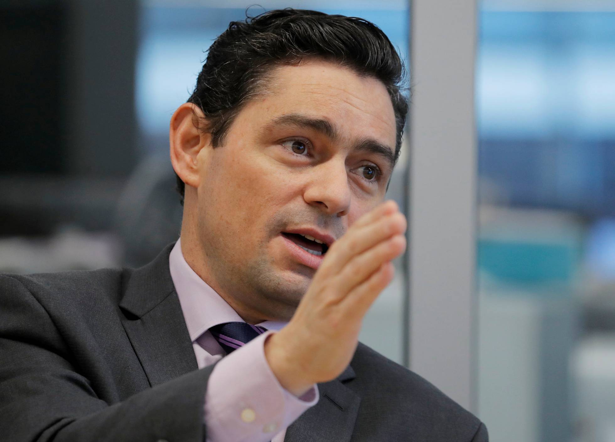 Vecchio dice que petrolera china y banco turco cortan lazos con Maduro