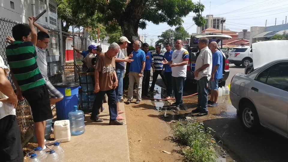Comunidades de Maracaibo exigen agua en sus hogares