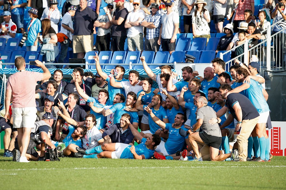 Uruguay derrota a Fiji en su debut mundialista de rugby