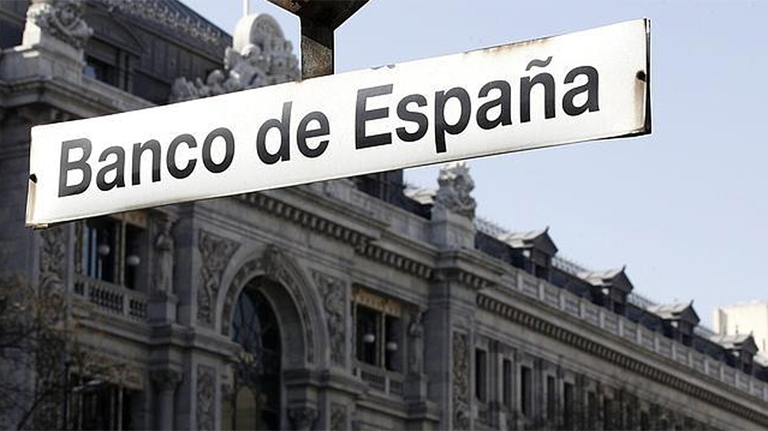 Bloomberg: Maduro mueve dinero por medio del Banco de España