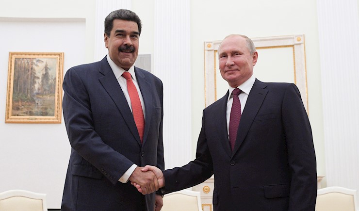 Putin reitera a Maduro su apoyo a "todas autoridades legítimas"
