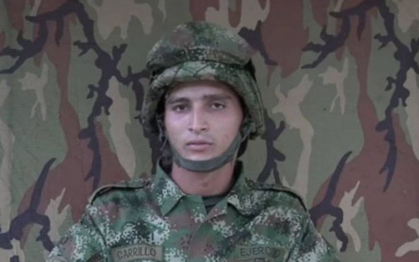 Soldado del Ejército colombiano deserta y se une a la guerrilla ELN