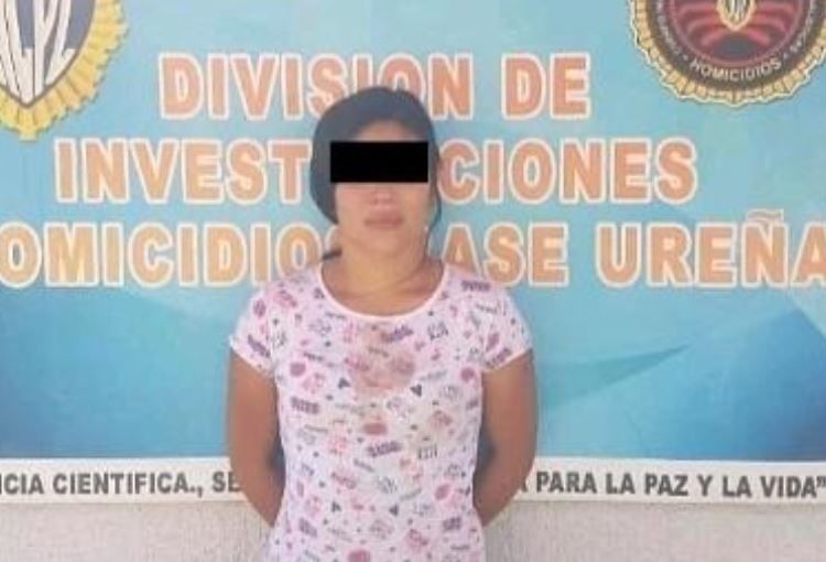 Asfixia a su madre durante una discusión en Ureña
