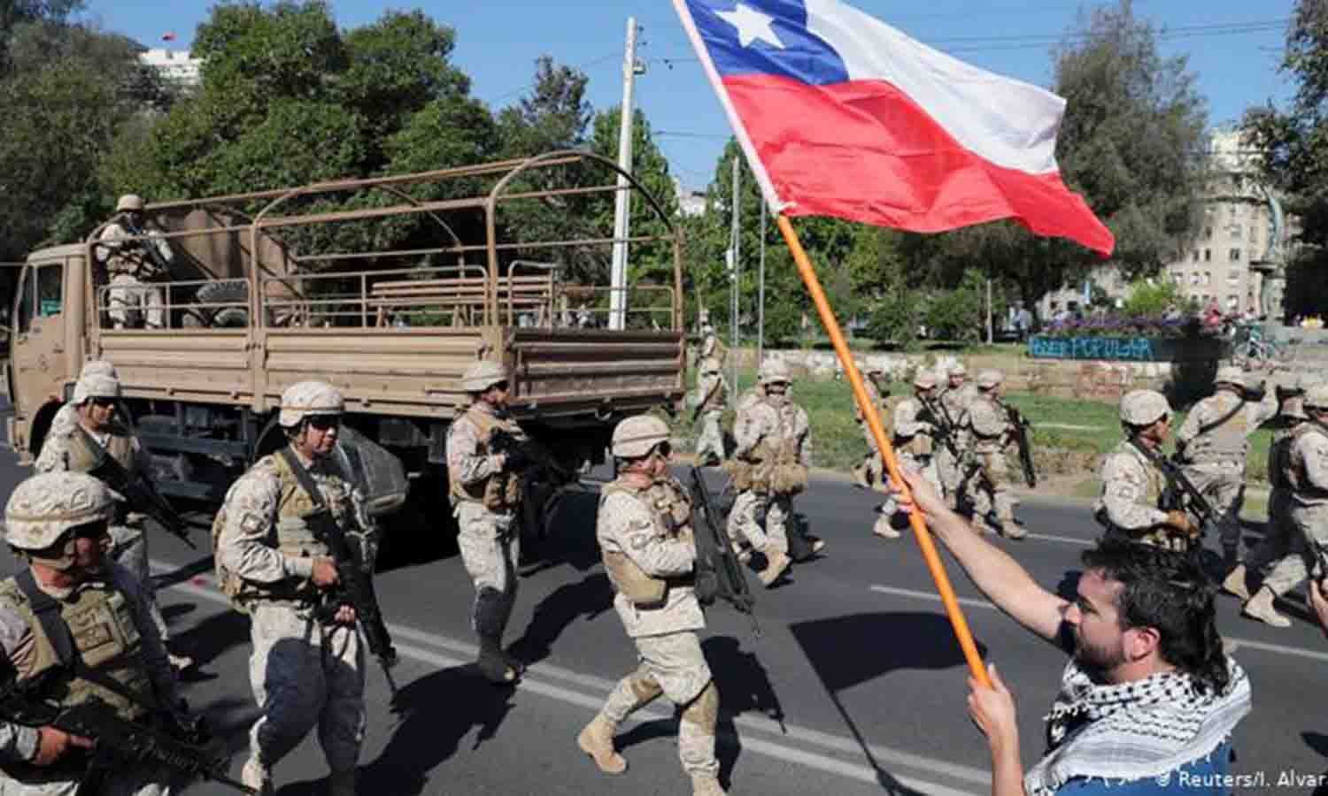 Última noche de disturbios en Chile deja tres muertos y 350 actos violentos