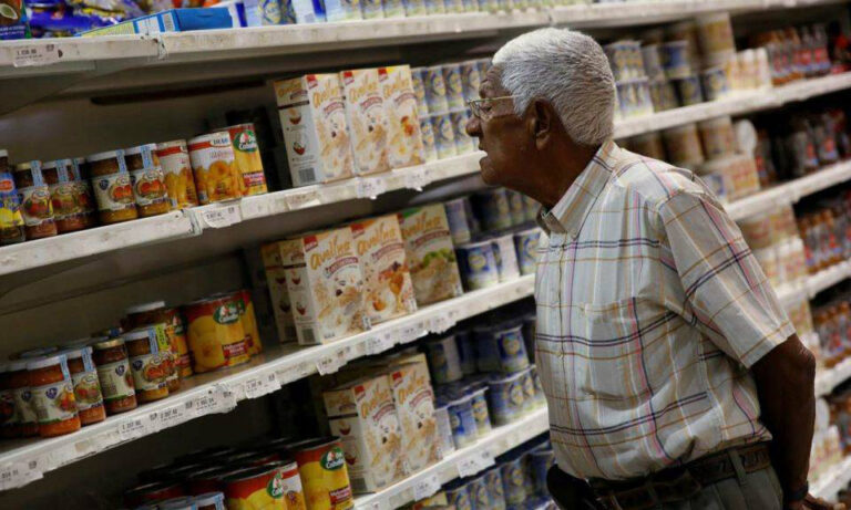 Revelan que 51 % de los venezolanos cree que la economía empeoró