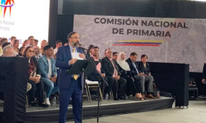 De tres en tres