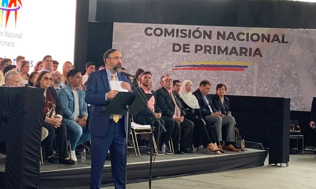 De tres en tres