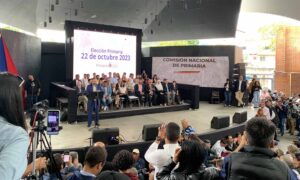 Cabello asegura que comisión entregó organización de la primaria a Súmate