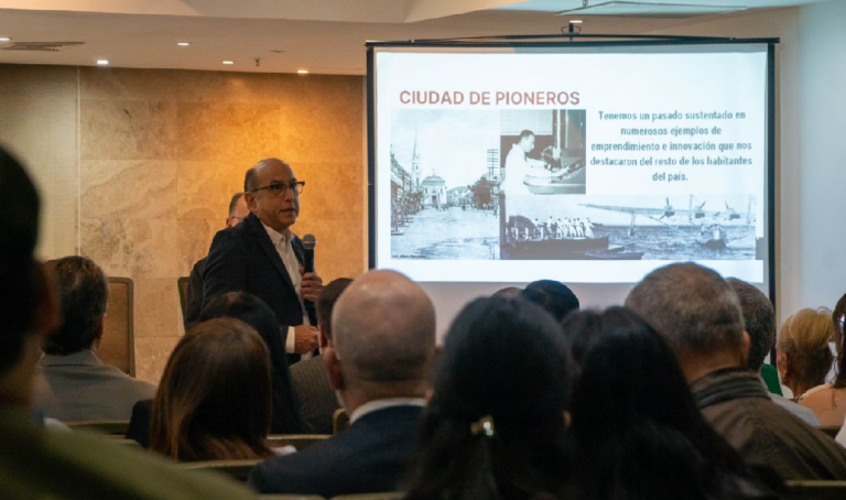 Alcaldía evalúa propuestas para Maracaibo en conversatorio